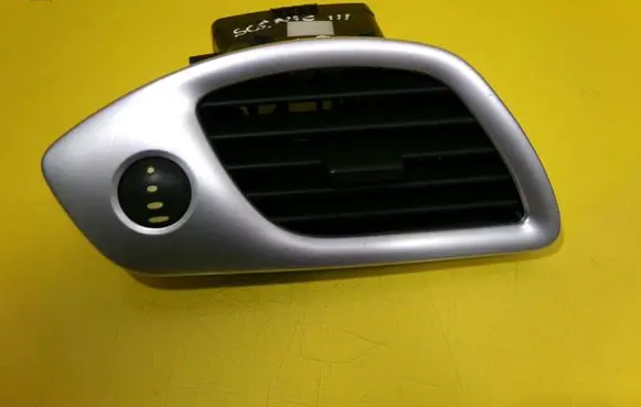 Renault Scenic III - Grand scenic III Dashboard side air vent grill/cover trim 1012124