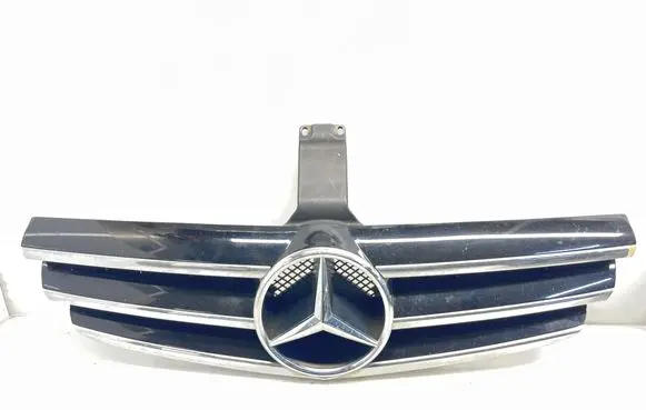 Mercedes-Benz CLK A209 C209 Front grill A2098800123