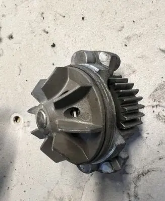 Renault Vel Satis Water pump 129208041 0904100