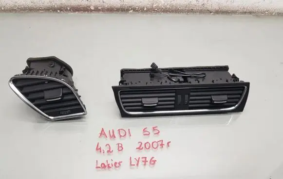 Audi S5 Facelift Dash center air vent grill 8T1820902A
