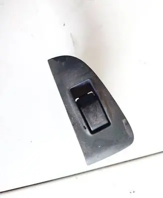 Toyota Avensis T250 Electric window control switch 27205020 7427205020