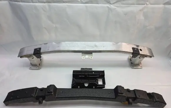 Opel Astra L Front bumper cross member 9839643180 9838132280 9839980180