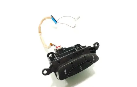 Chevrolet Captiva Steering wheel buttons/switches 96628528