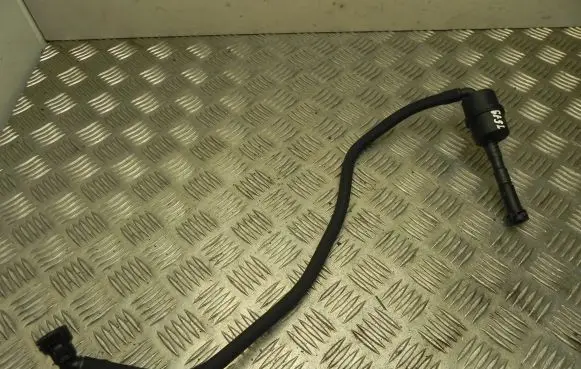 BMW 3 G20 G21 Clutch pipe/line 8664926