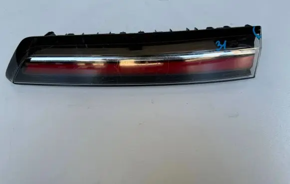 Opel Mokka B Tailgate rear/tail lights 9833944480 10022021 28AA1499501AE