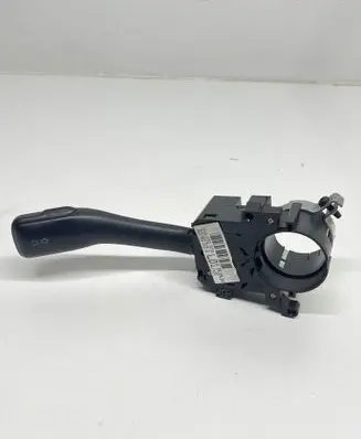 Volkswagen Golf IV Indicator stalk 8L0953513G 202852ATW