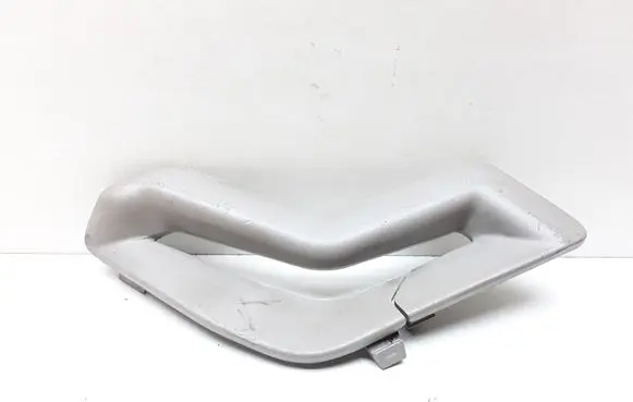 Volvo XC90 Seat belt trim 