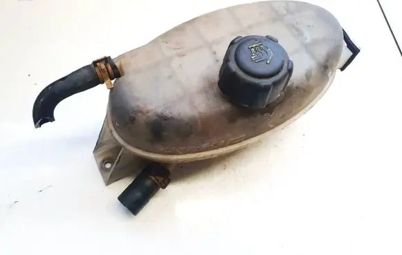 Coolant expansion tank/reservoir