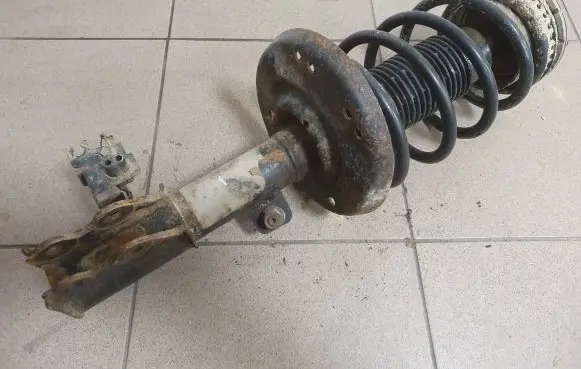 Peugeot 508 Front shock absorber with coil spring 9676832380