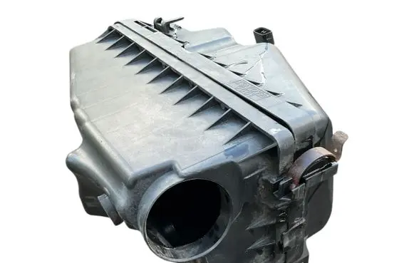 Air filter box