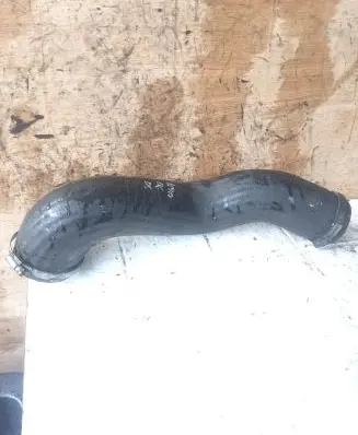 Volvo XC90 Intercooler hose/pipe 113611511