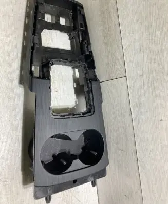 Audi A3 S3 8V Center console 8v0861a