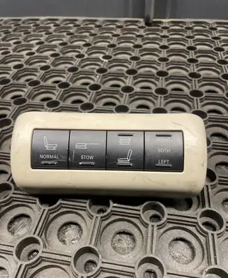 Chrysler Grand Voyager V Seat control switch 10001335 F1E819E83AB