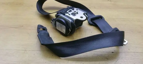 Audi A6 S6 C6 4F Front seatbelt 4F0857706A 605405000
