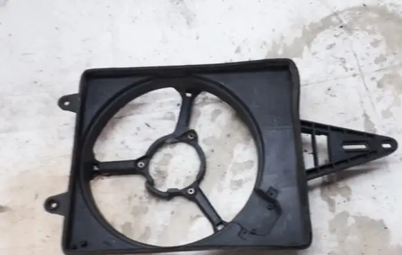 Fiat Bravo - Brava Radiator cooling fan shroud 8240077