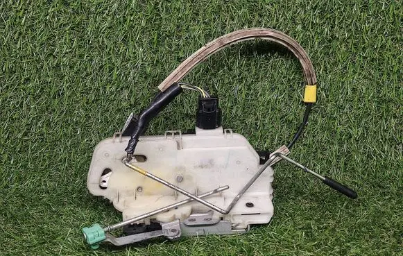 Ford Escape Rear door lock 8L8478264A01