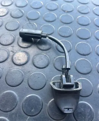 BMW 3 E90 E91 Windshield washer spray nozzle 8365385 19651621 19636584