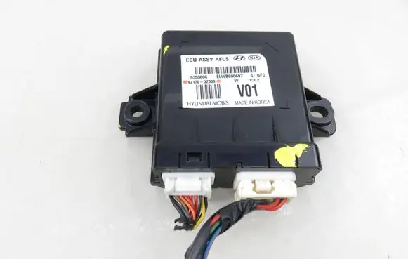 Hyundai i40 Climate control unit 921703Z000