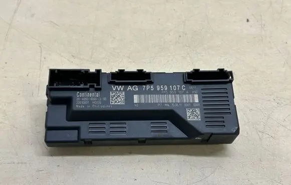 Porsche Cayenne (92A) Tailgate/trunk control unit/module 7P5959107C 7P5959107A