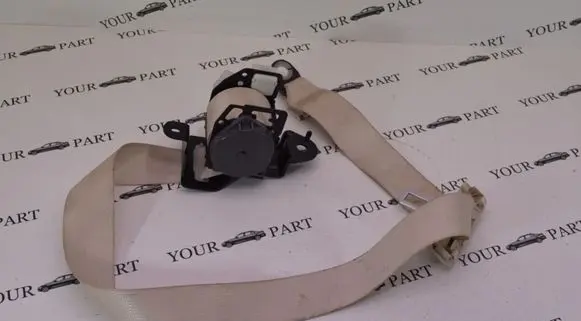 Lexus LS 460 - 600H Middle seatbelt (rear) C7069107