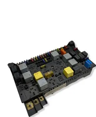 Mercedes-Benz ML W163 Fuse module 1635450205 08200101