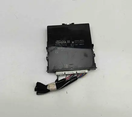 Toyota Prius+ (ZVW40) Keyless (KESSY) go control unit/module 2329008220 8999047311