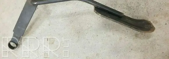 Volkswagen Jetta I Accelerator throttle pedal 171721509D