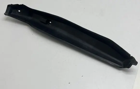 Mercedes-Benz CLA C117 X117 W117 Fender end trim A1178890100