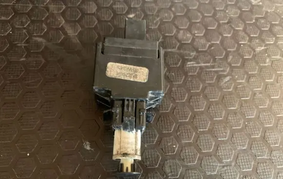 Volvo XC90 Brake pedal sensor switch 8622064