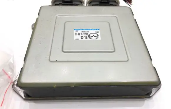 Mazda 5 Engine control unit/module ECU L82318881B