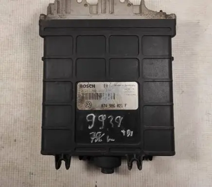 Volkswagen Transporter - Caravelle T4 Engine control unit/module 074906021F 28SA2822 0281000469
