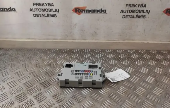 Land Rover Range Rover Evoque L538 Fuse module 73707520 1701181022