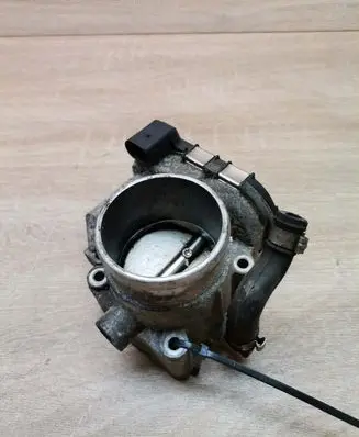 Audi A3 S3 8L Throttle valve 06A133062C