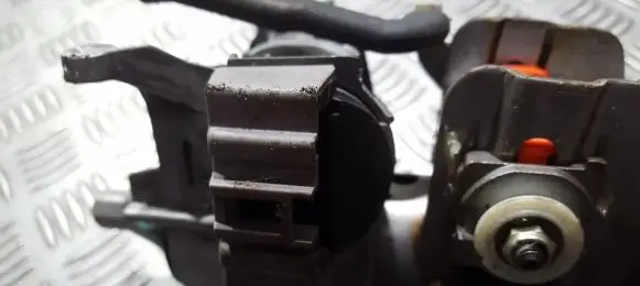 Ford Focus Ignition lock contact 