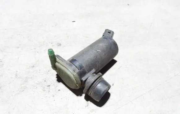Windscreen/windshield washer pump
