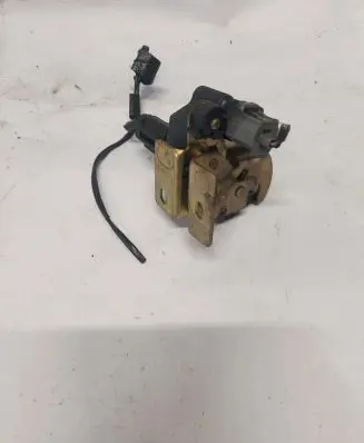 Jeep Grand Cherokee (WJ) Tailgate window lock/catch/latch 740AAK
