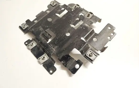 Dodge Durango Air filter cleaner box bracket assembly 68251949AC