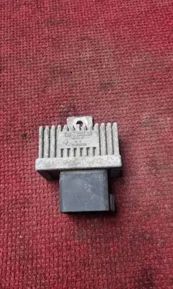 Renault Kangoo I Glow plug pre-heat relay 7700115008