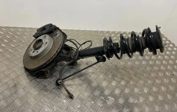 Mini Cooper Countryman R60 Front wheel hub spindle knuckle
