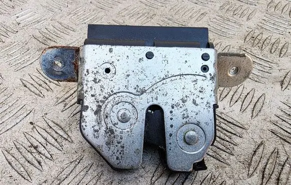 Tailgate/trunk/boot lock/catch/latch