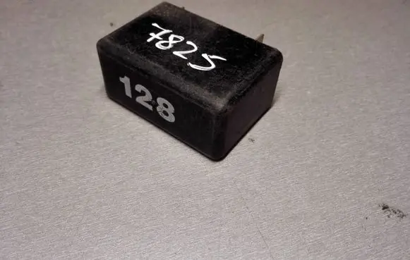 Volkswagen Golf IV Other control units/modules 7M0941597 95VW13K043AA