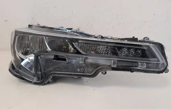 Toyota Corolla E210 E21 Headlight/headlamp 8111002S60 90119224
