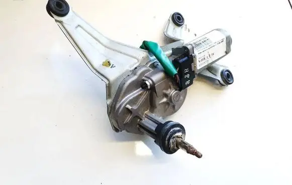 Hyundai Santa Fe Rear window wiper motor 987002b000 98700-2b000