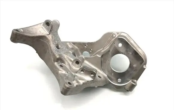 Volvo V40 Generator/alternator bracket 31480996