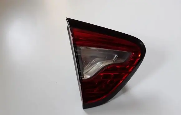 Renault Captur Tailgate rear/tail lights 0286404165