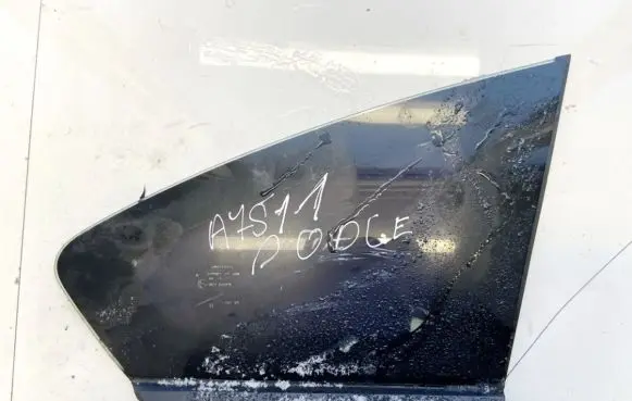Dodge Caliber Rear side window 43r008011 43r-008011