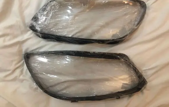 Volkswagen Touran II Headlight lense 