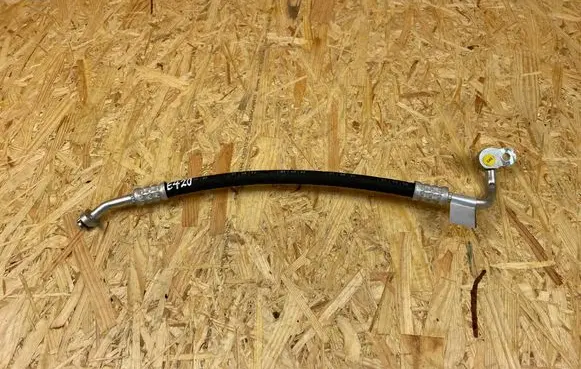 Air conditioning (A/C) pipe/hose