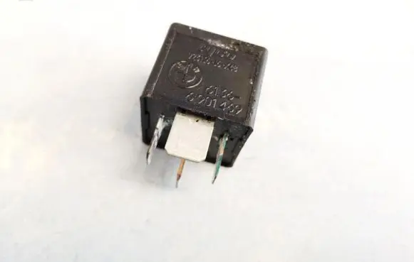 BMW 5 GT F07 Other relay 61366901469 v23136-j6-x48