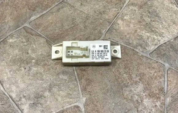 Mercedes-Benz GL X166 Light module LCM A1669003309